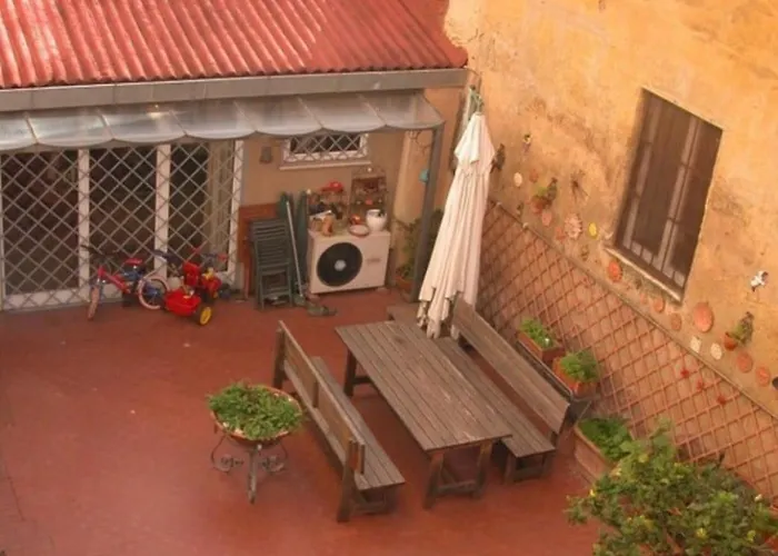 Lol-apartment, In The Heart Of Trastevere * רומא